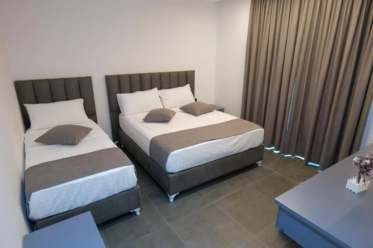 ***  Hotel Vila Celaj Vlorë Albánie