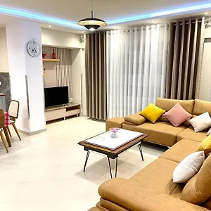 Queen Isabella Premium Влёра